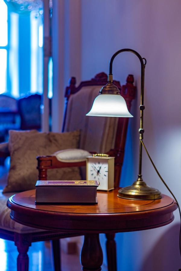 Classic Style Apartment In The Center Of Riga Kültér fotó
